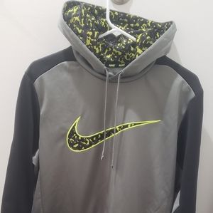 Nile Therma Fit hooded sweat shirt